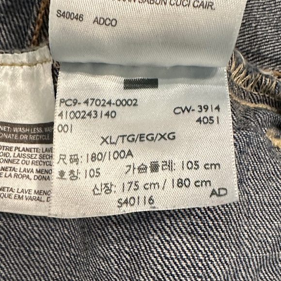 Vintage Style Levi's Men's Indigo Denim Trucker Jacket - Picture 9 of 9